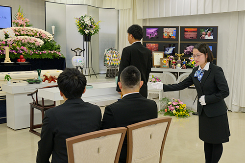 八尾市の葬儀の流れ お通夜・告別式
